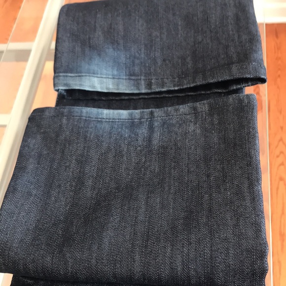 Guess premium daredevil bootcut. Deep indigo wash. Very dressy. - Picture 15 of 16